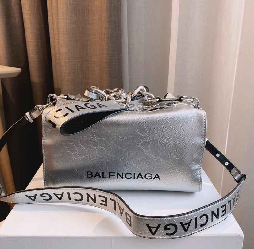 Balenciaga woman handbag