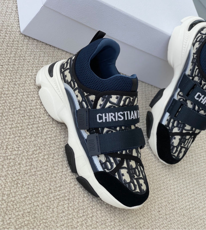 Dior woman sneaker