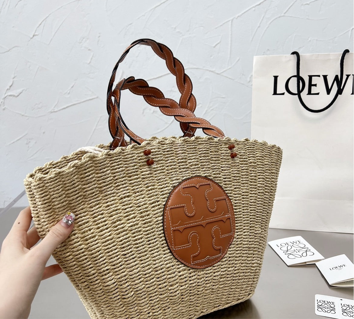 Loewe woman handbag