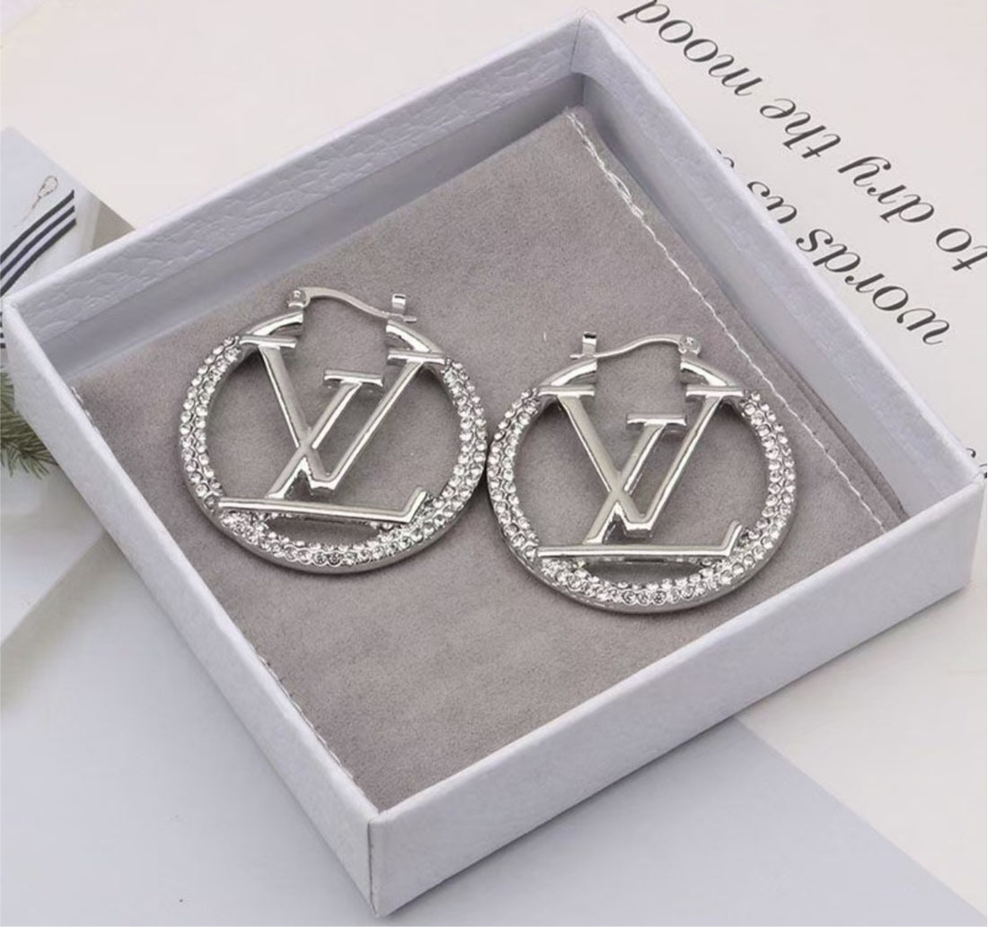 Silver LV woman earring
