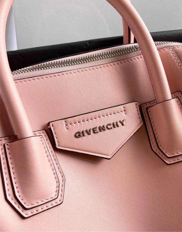 Woman Givenchy Shoulder handbag