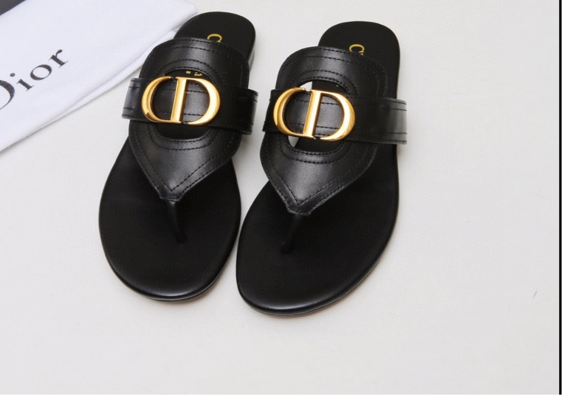 Woman Dior sandals