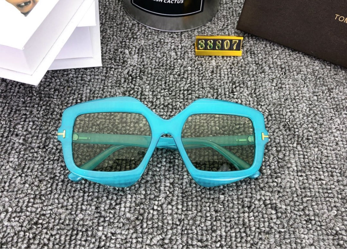 Tom ford woman sunglasses