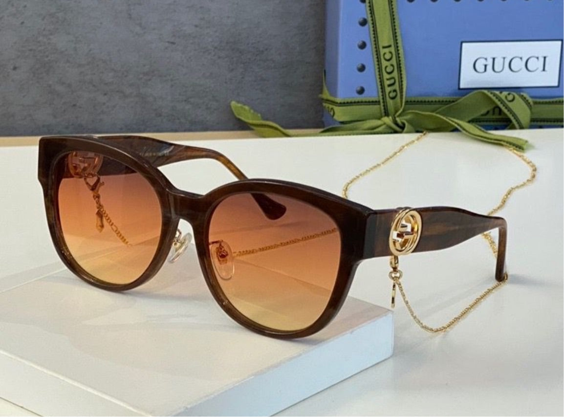 New Gucci woman Sunglasses