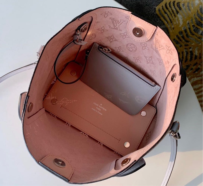 New LV woman handbag