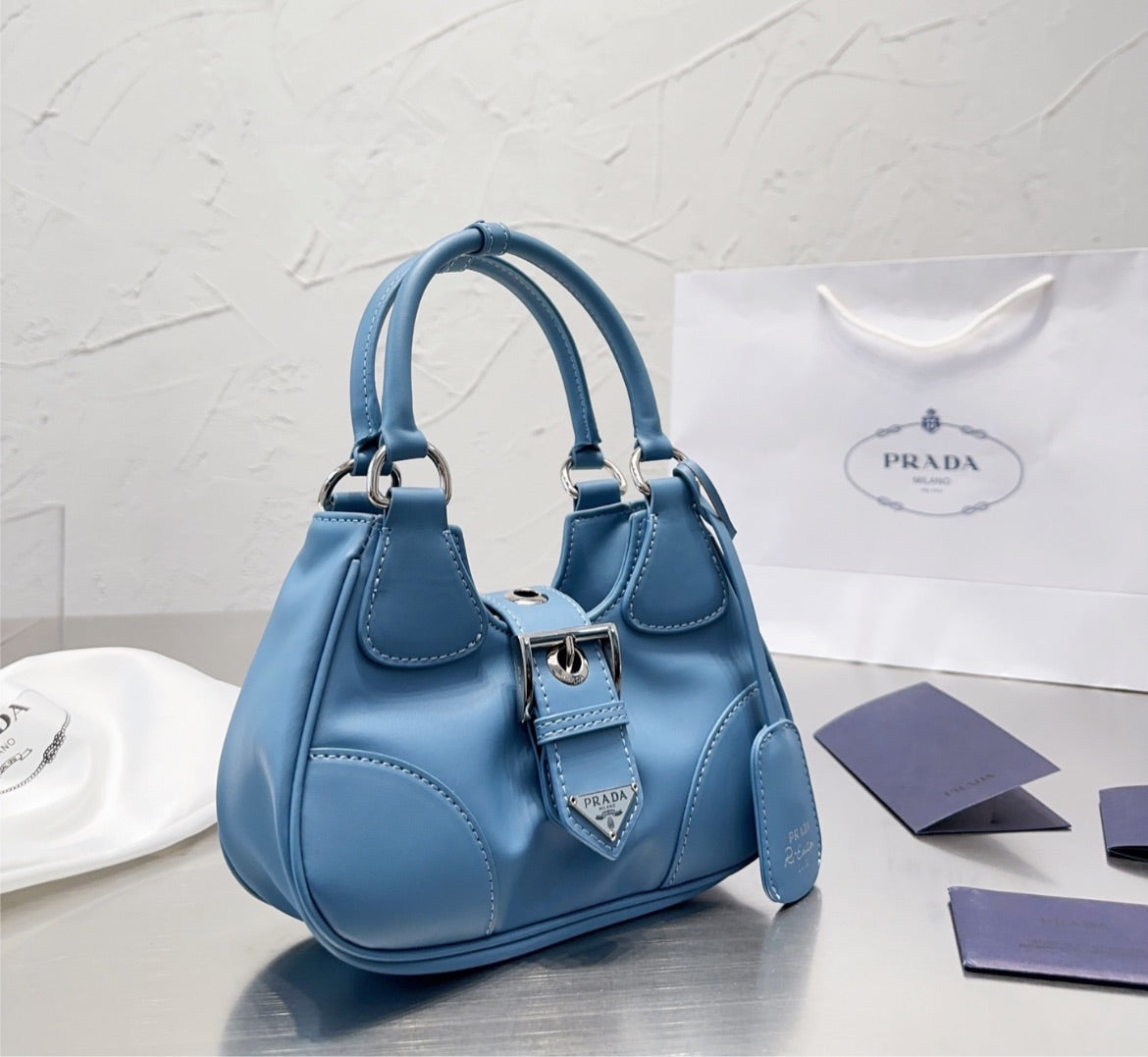 Leather Prada woman handbag