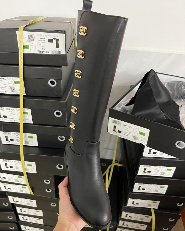 New Chanel woman boots