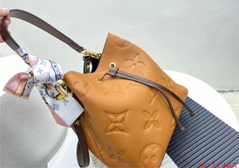 LV shoulder woman handbag