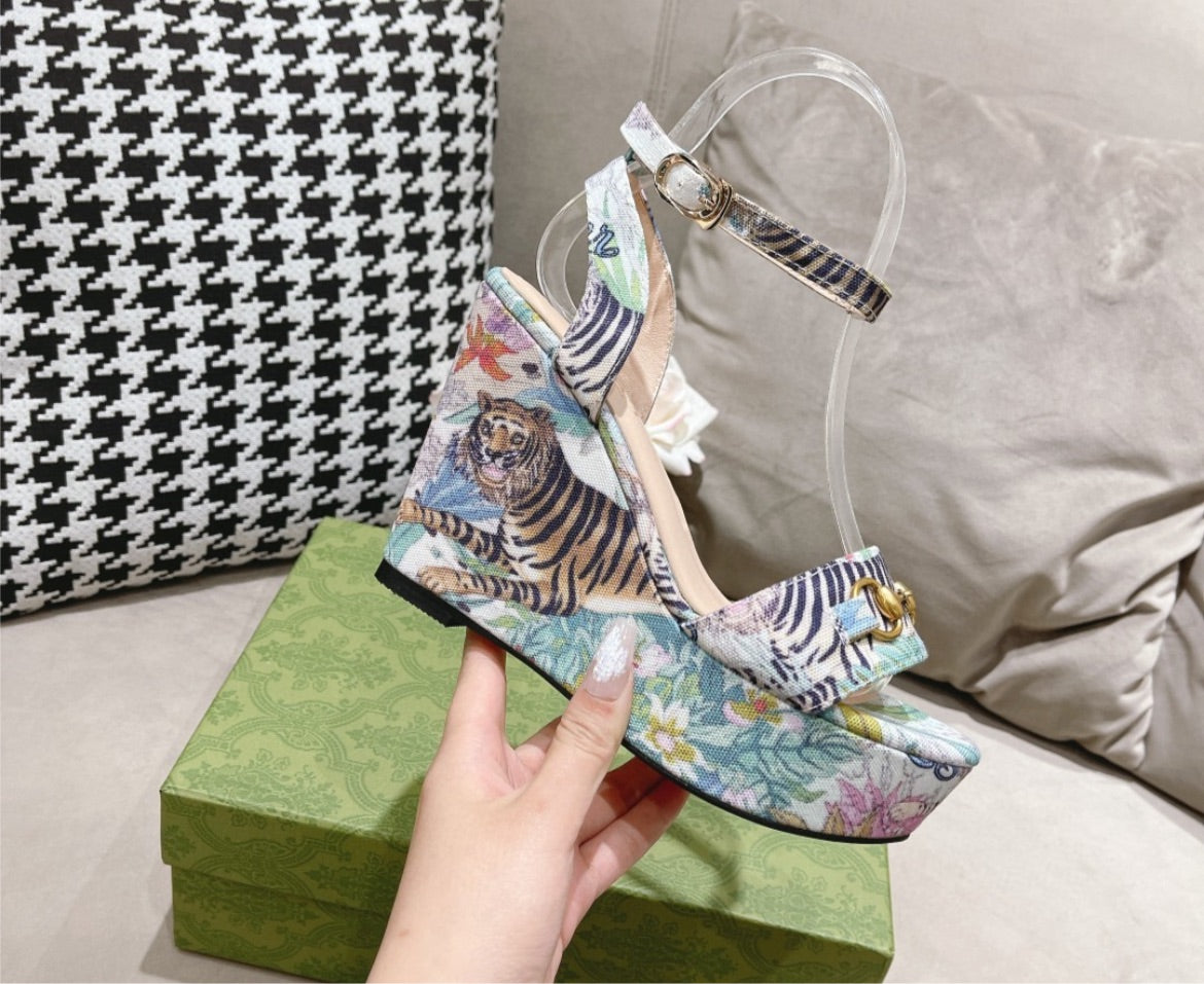 Gucci woman Wedge shoes