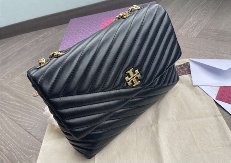 Black leather Tory Burch woman handbag