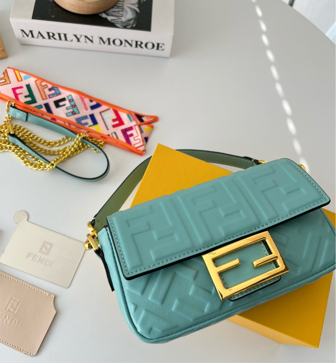 Woman Fendi shoulder handbag