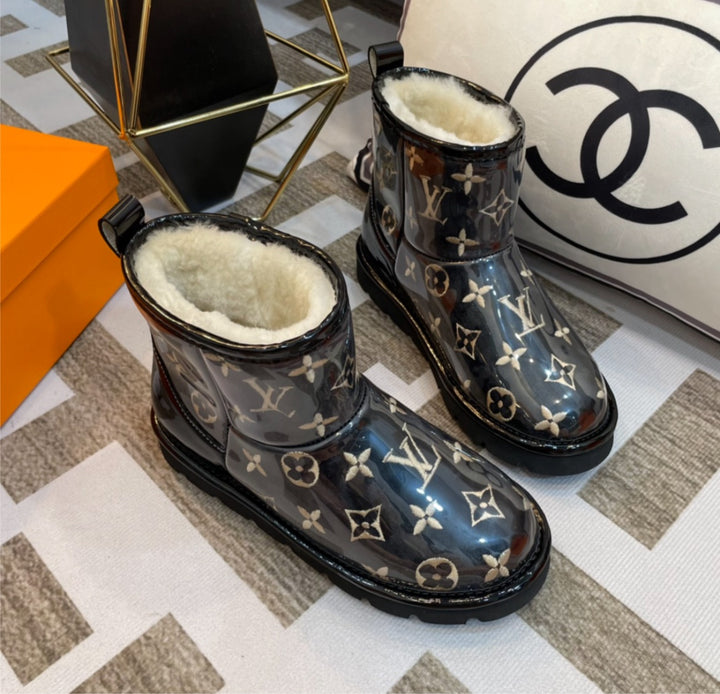 New LV woman boots