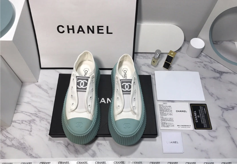 Chanel woman sneakers