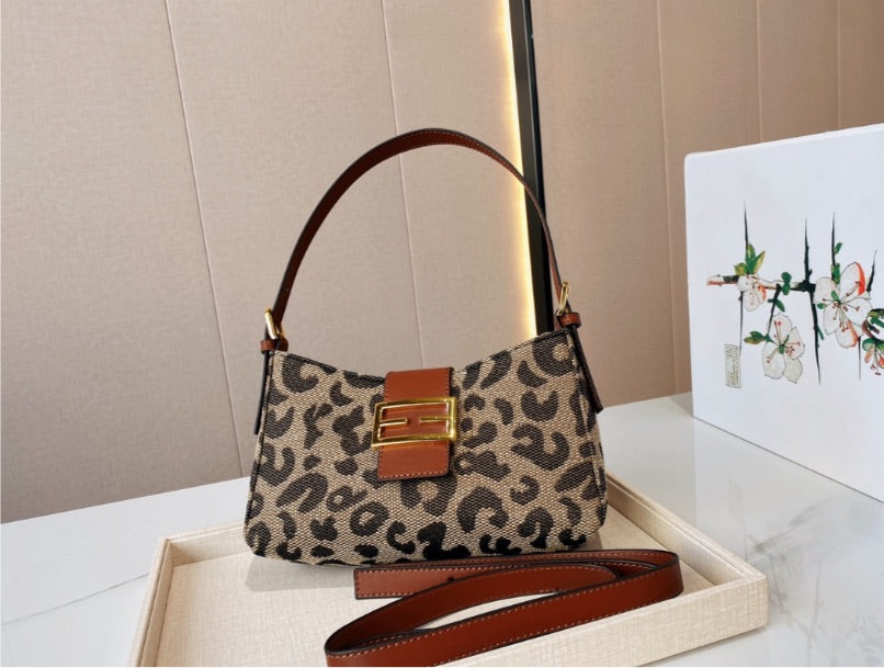 Fendi woman Handbag