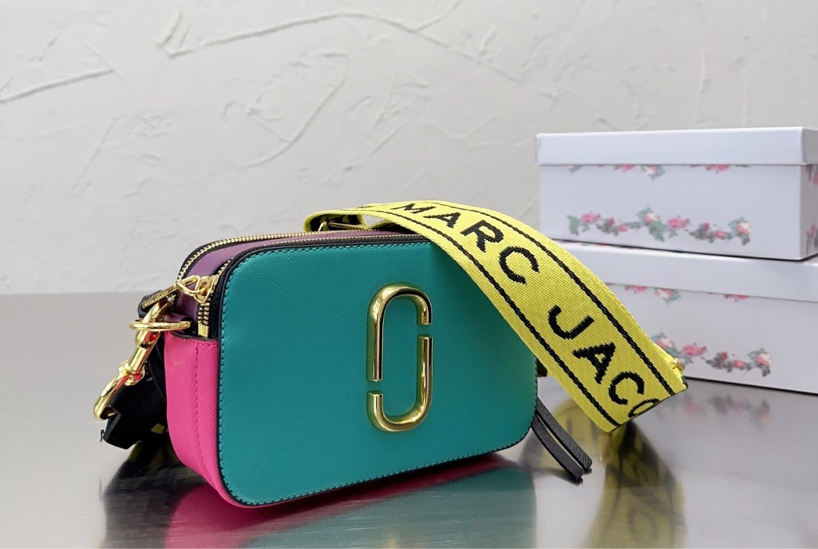 Marc Jacob crossbody handbag