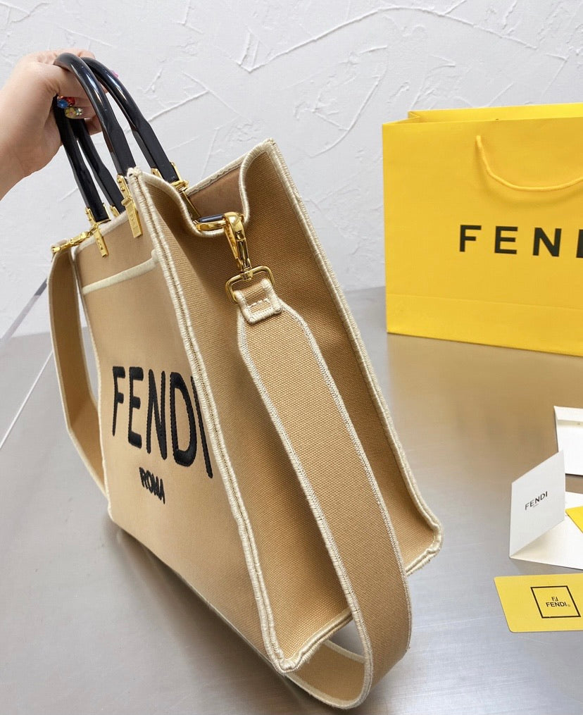 Large Fendi woman Handbag