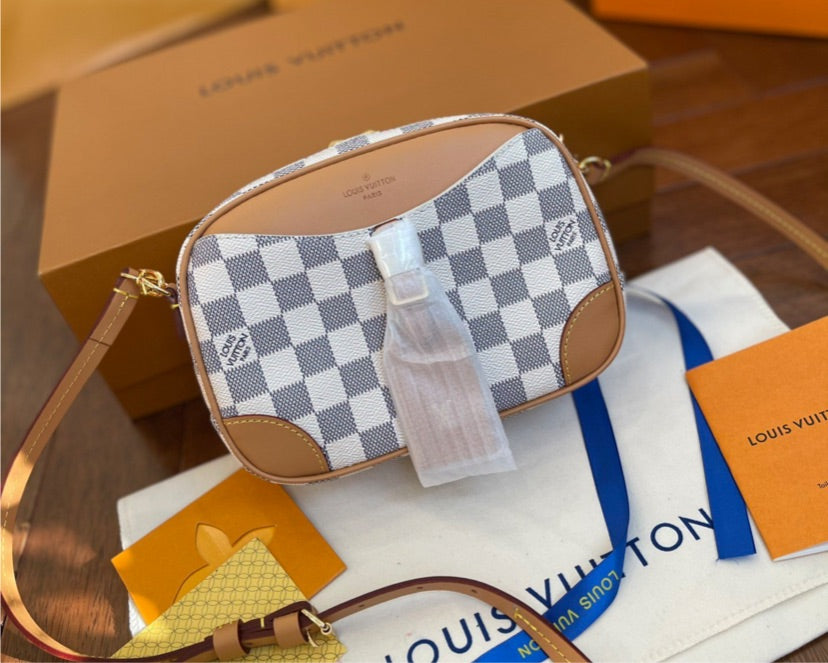 LV woman Crossbody handbag