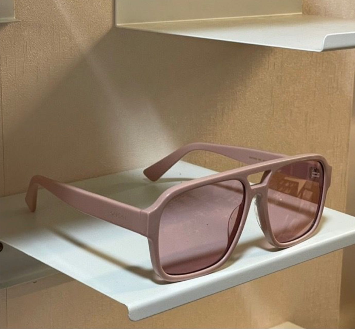 New Gucci woman shades