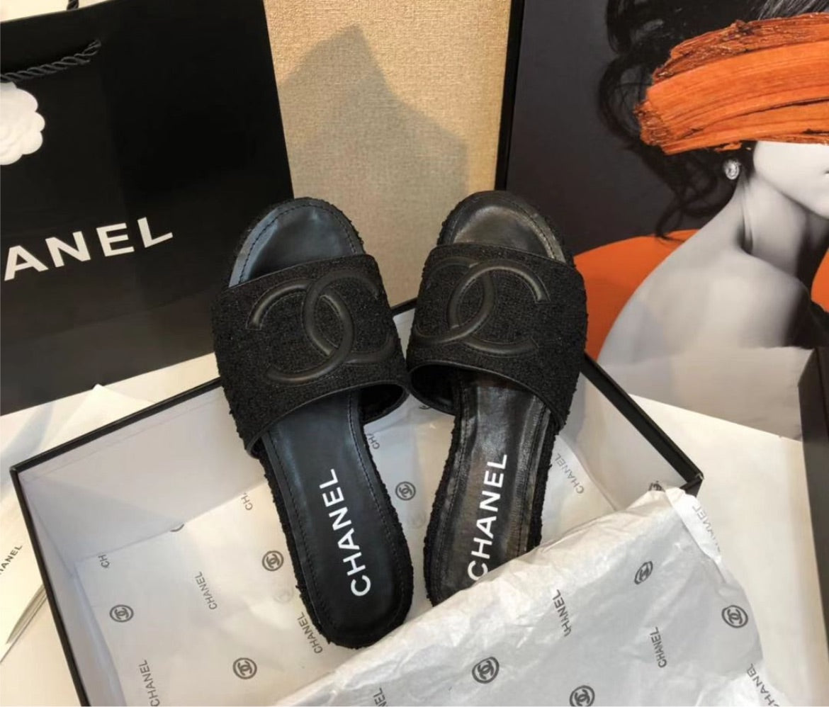 New Woman Chanel sandal