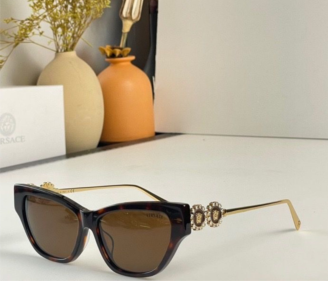 New woman Versace shades
