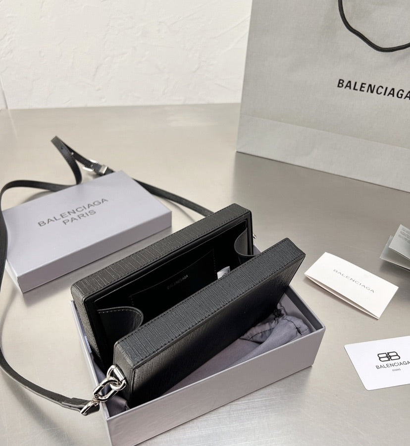 Balenciaga woman shoulder handbag
