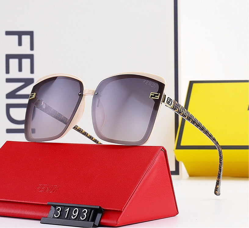 New Fendi woman sunglasses