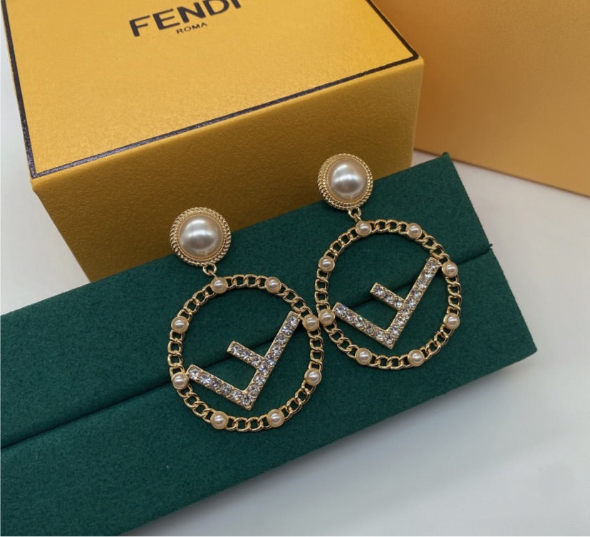 Fendi woman earrings