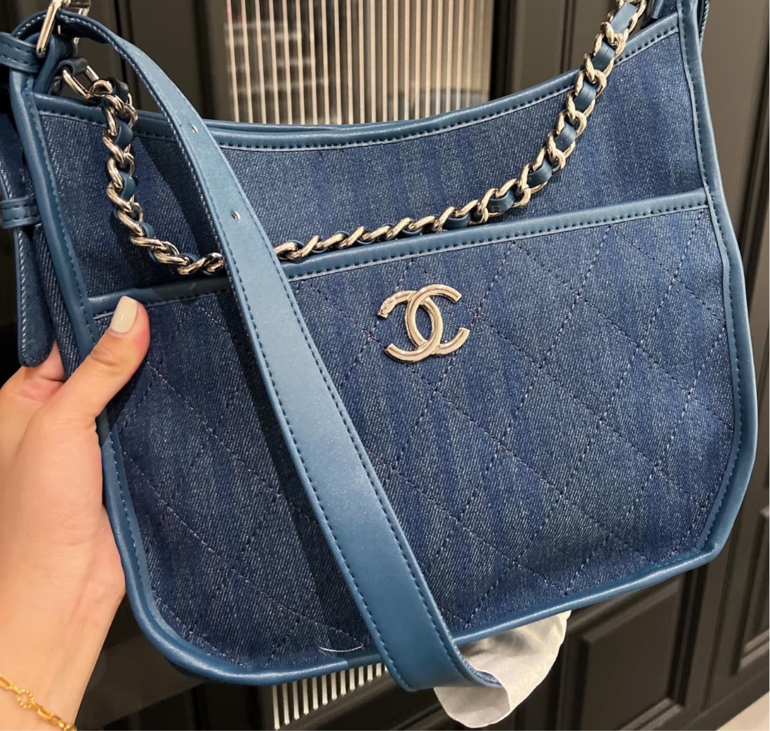 New Chanel Hobo shoulder bag