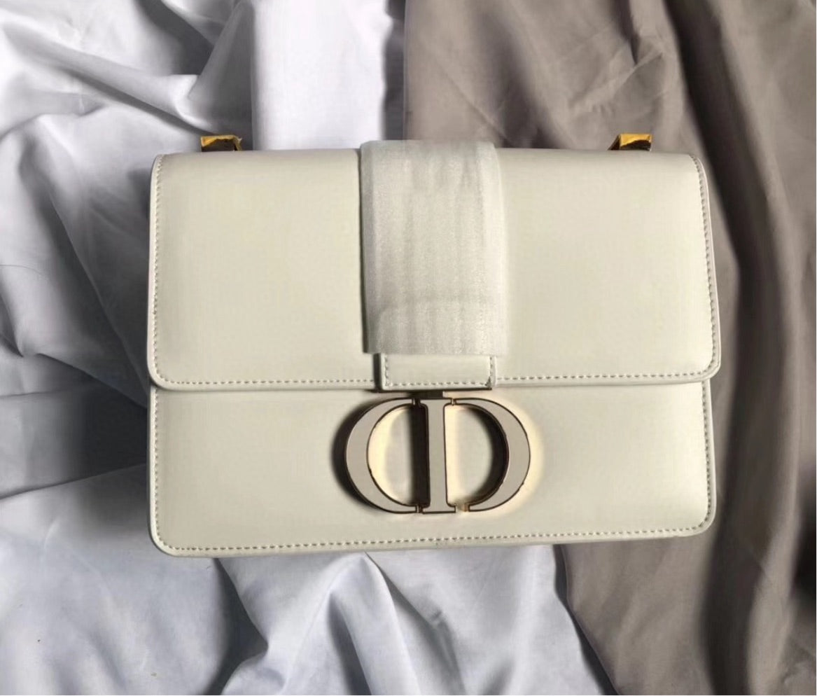 Dior woman shoulder handbag