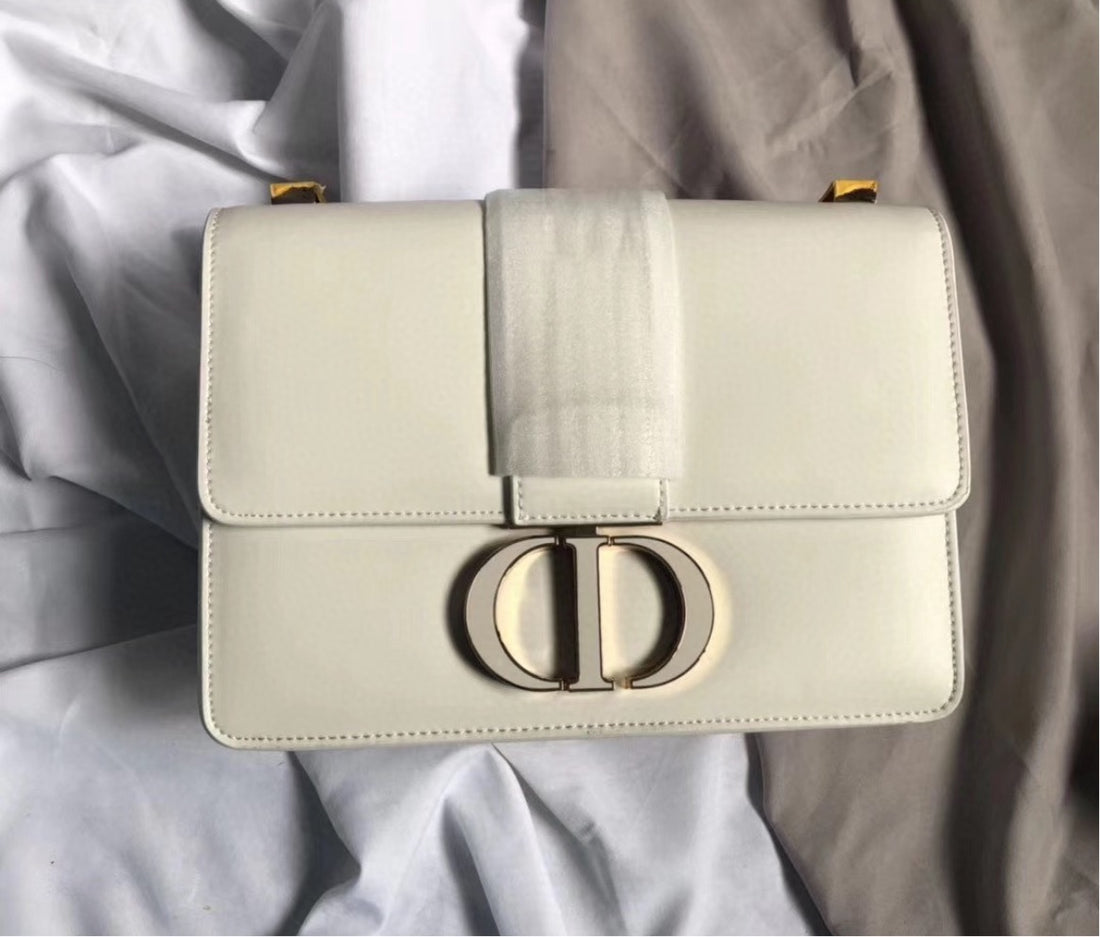 Dior woman shoulder handbag