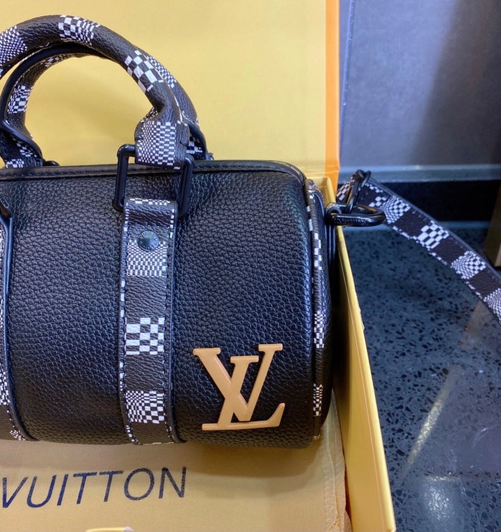New LV Leather Woman shoulder Handbag