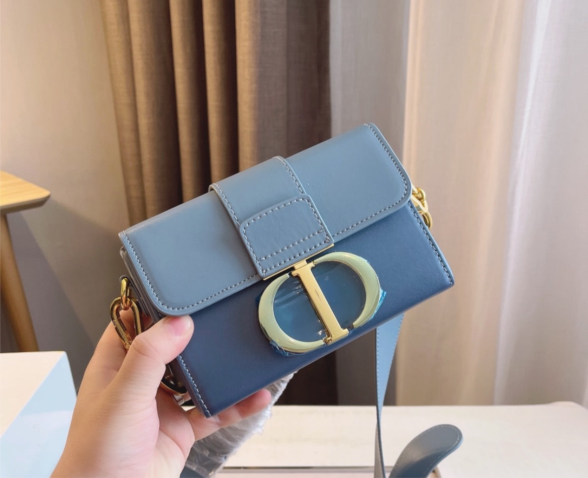 Small woman Dior crossbody