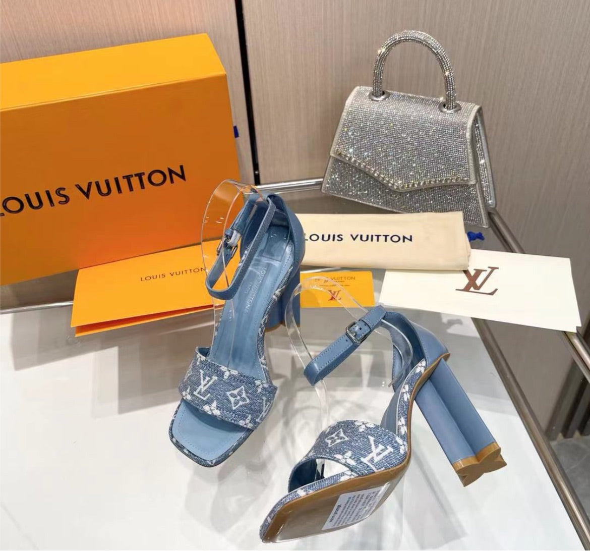 Denim blue LV woman shoe