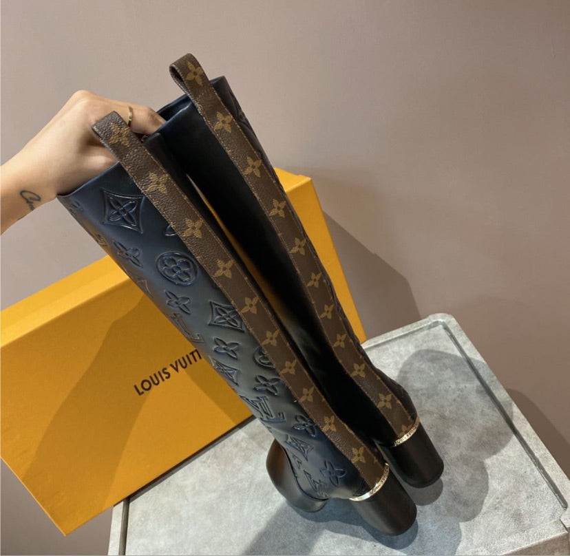 LV woman Boots