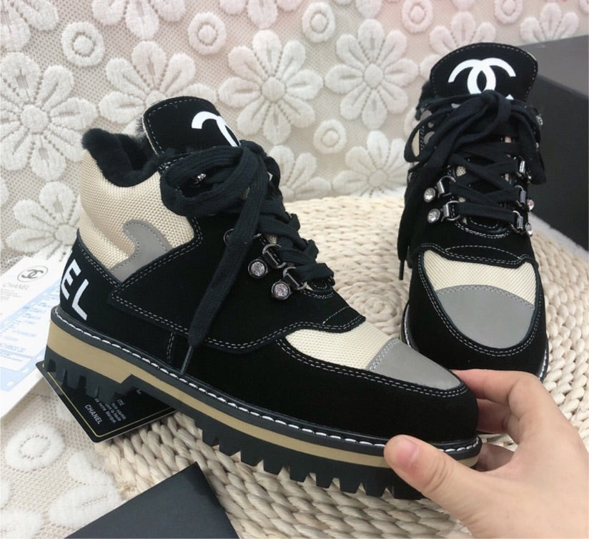 Chanel woman boots