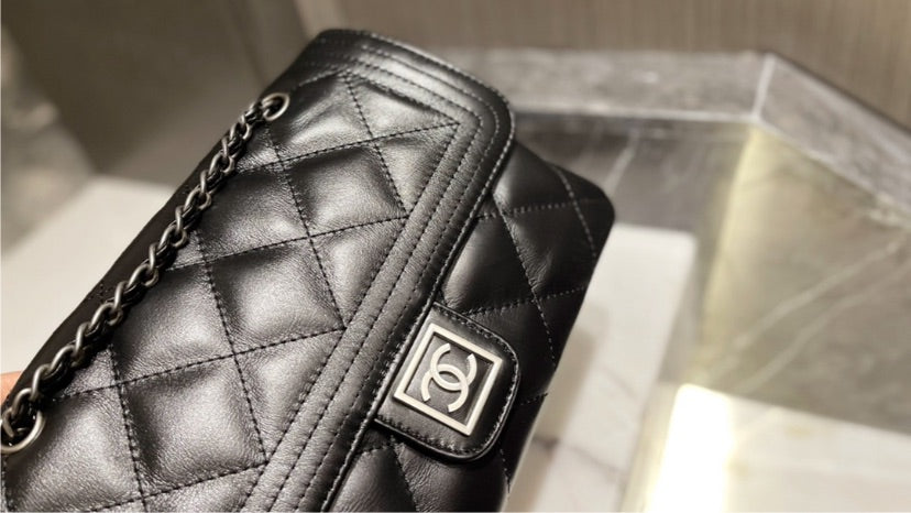 Black CC woman handbag