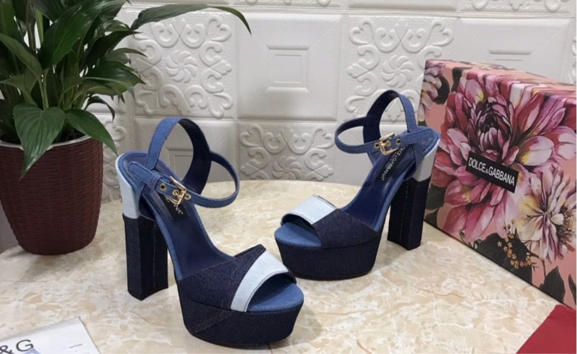 New Dolce & gabbana woman shoes