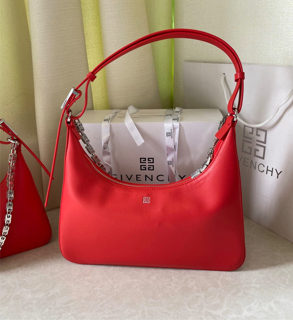 New Givenchy woman shoulder handbag