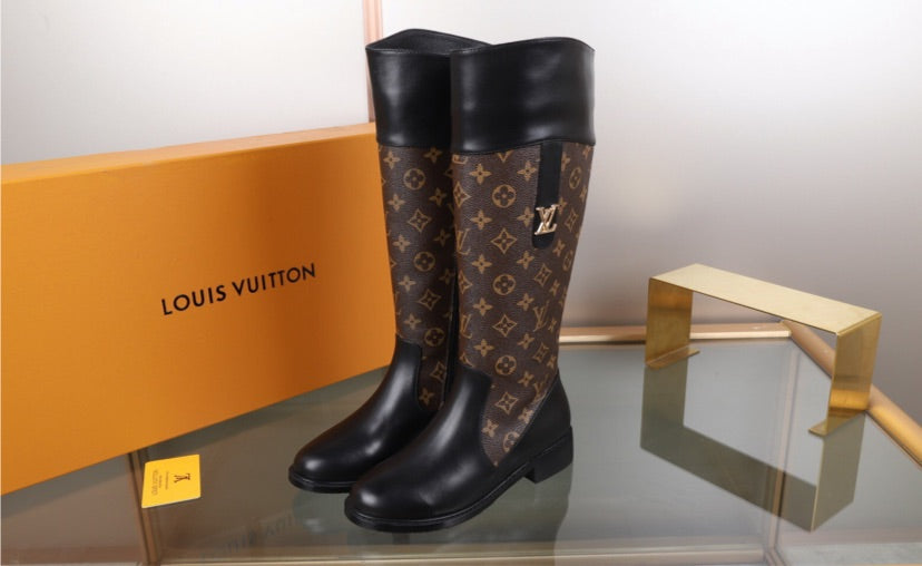 Woman LV Boots