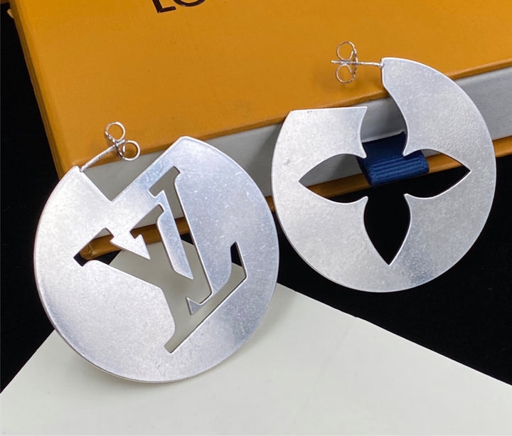 Silver LV woman earring