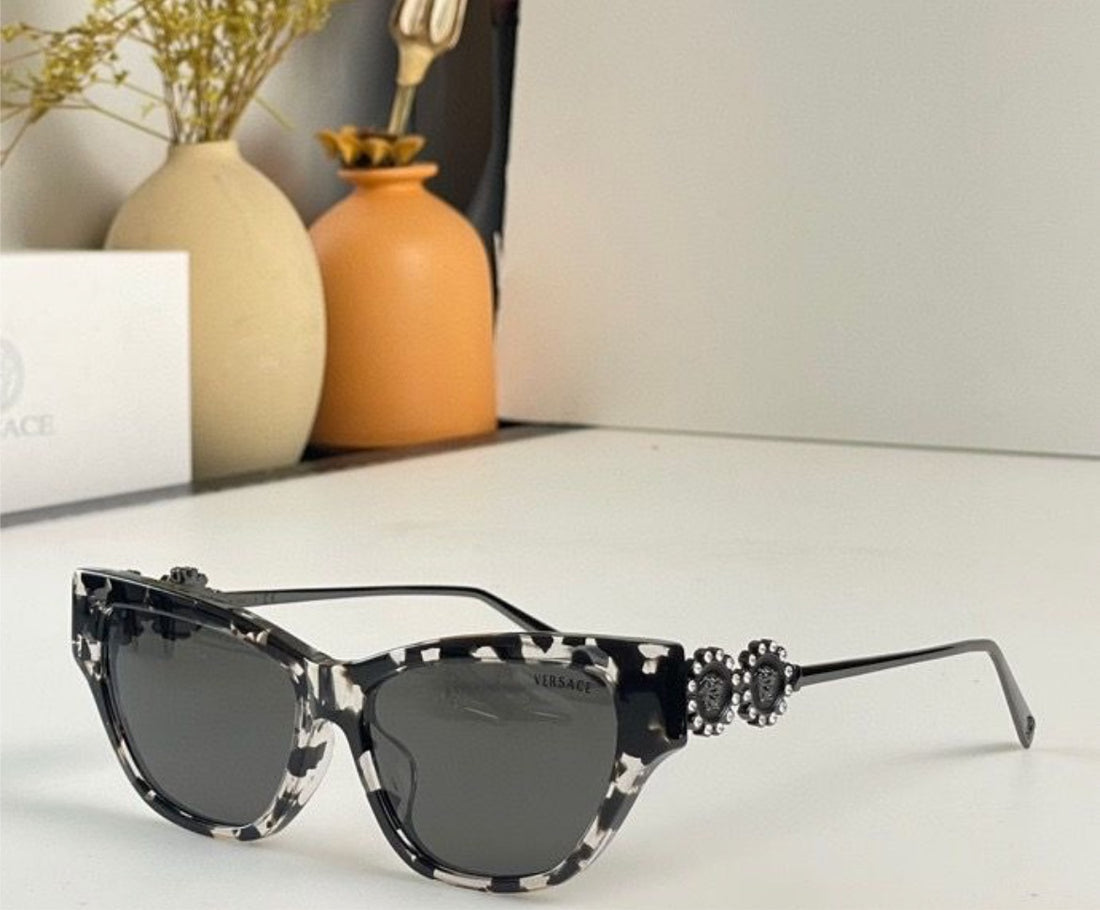 New woman Versace shades