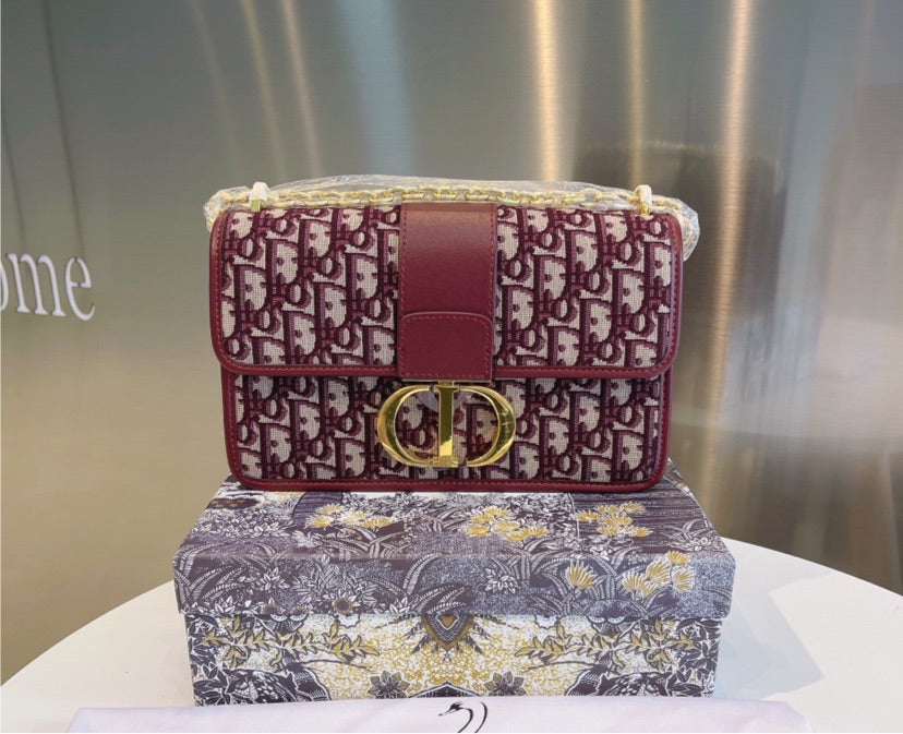 Dior woman shoulder handbag