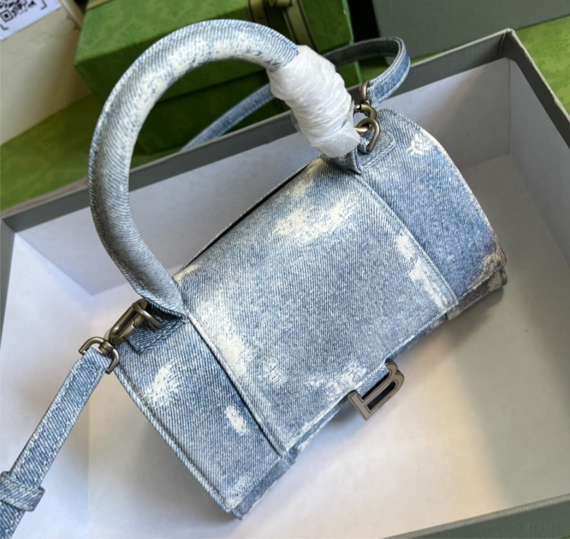 Balenciaga woman shoulder handbag