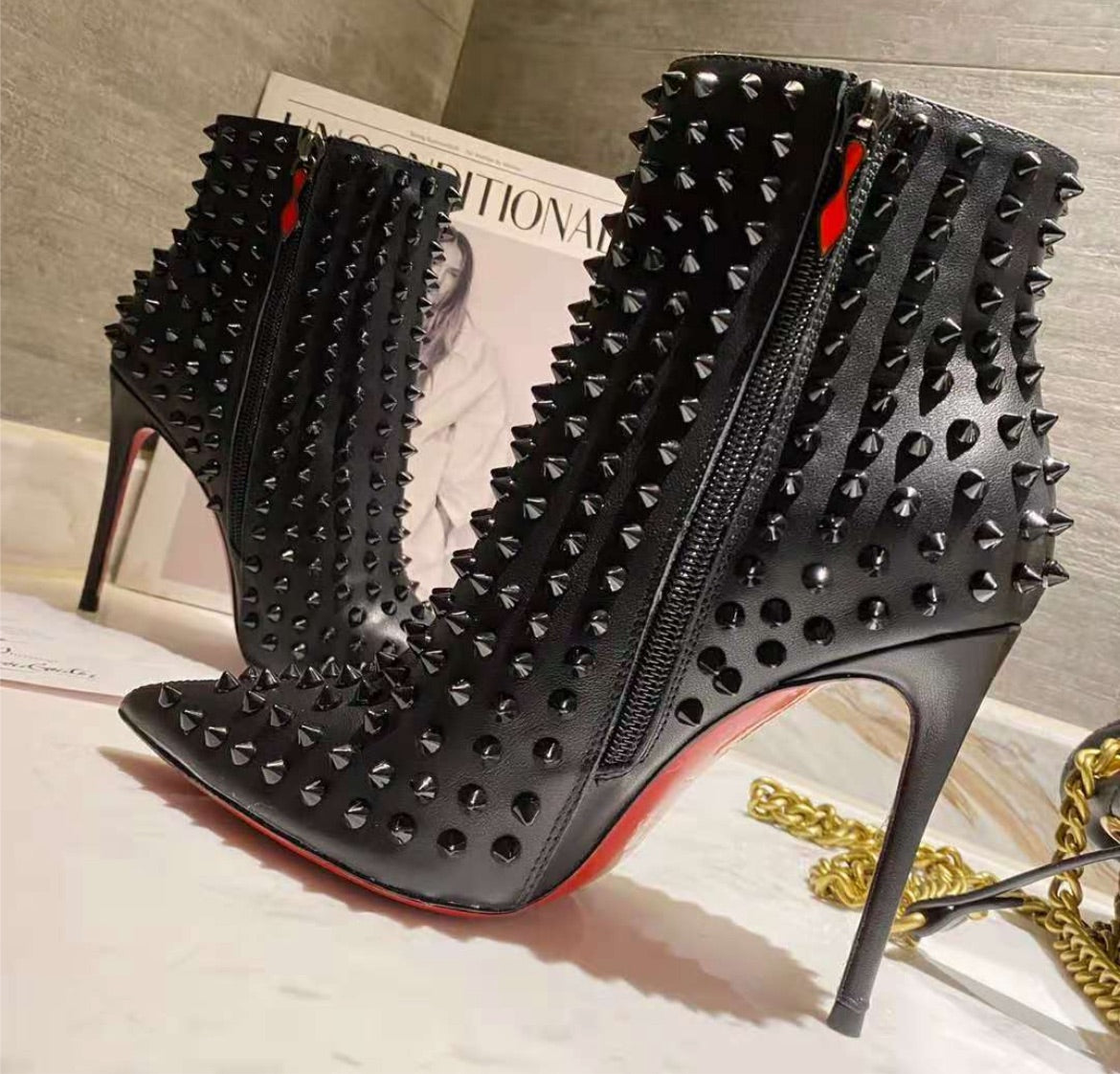 Woman Red bottom spike boots