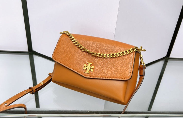 Woman Tory Burch shoulder handbag