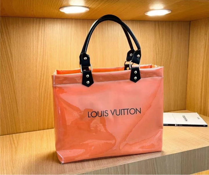 Woman shoulder handbags