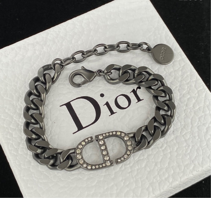 Dior woman bracelet