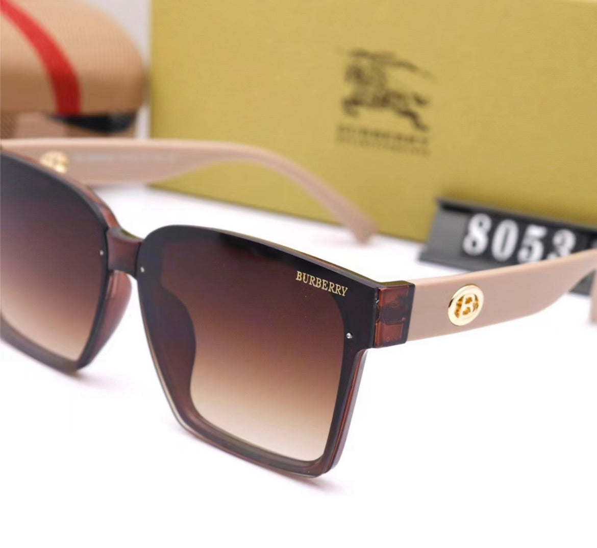 New Burberry Woman eyewear