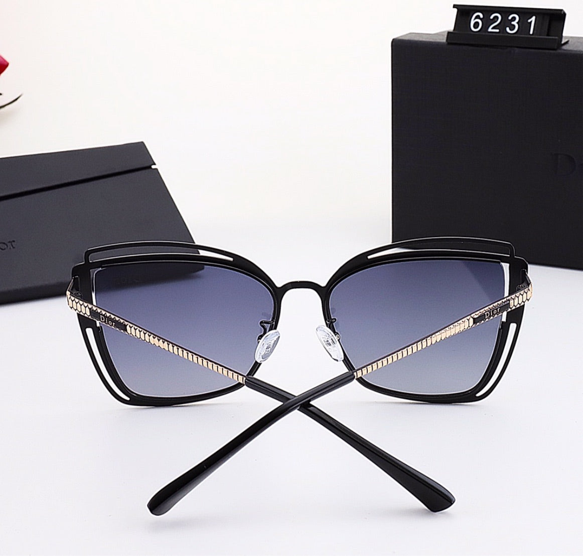 New Dior woman sunglasses