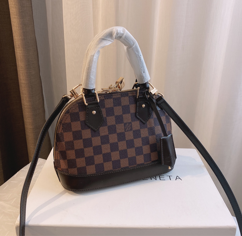 Leather LV Ladies Handbag